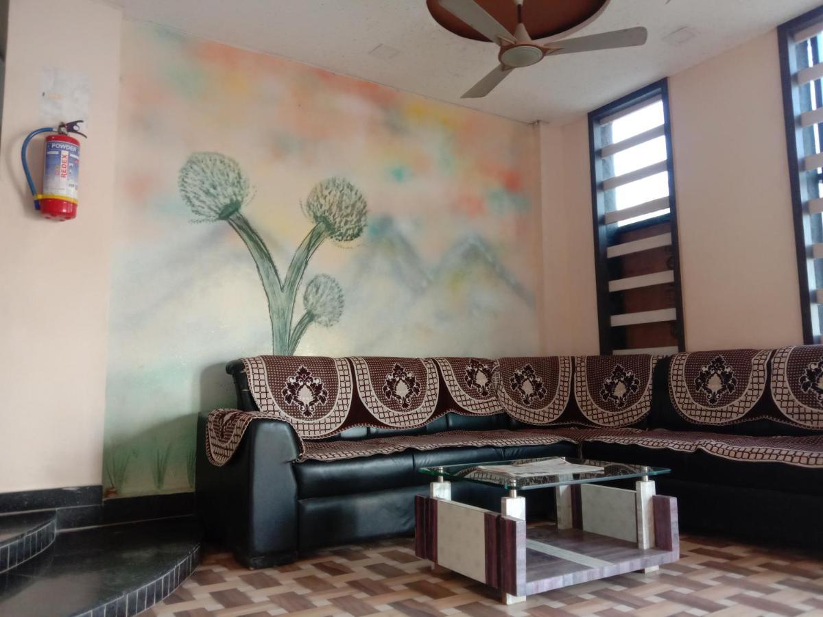 Shree Hotel Shivdhara Somnāth Εξωτερικό φωτογραφία